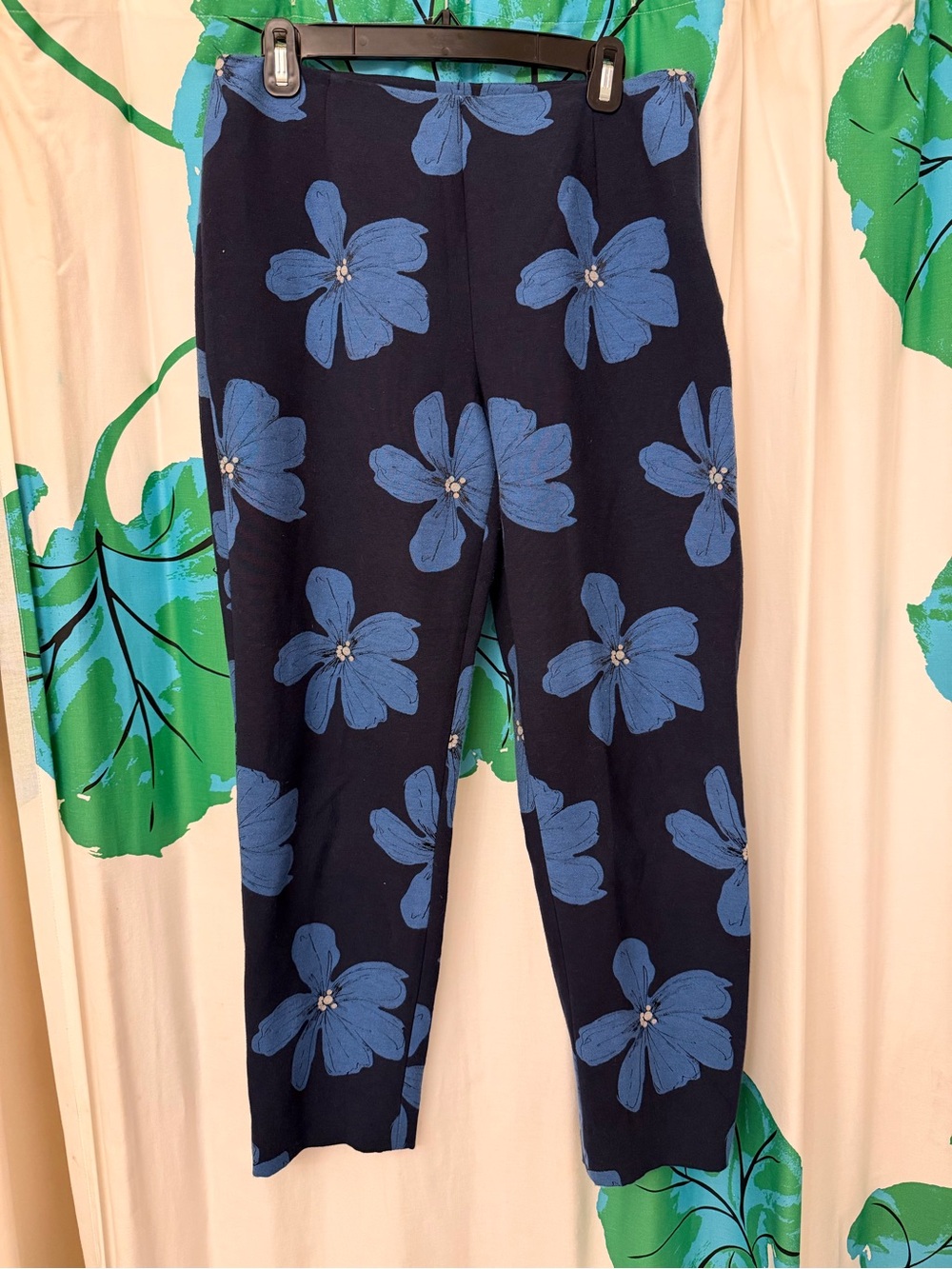 Lela Rose Floral Jacquard Ankle Pants in Navy
